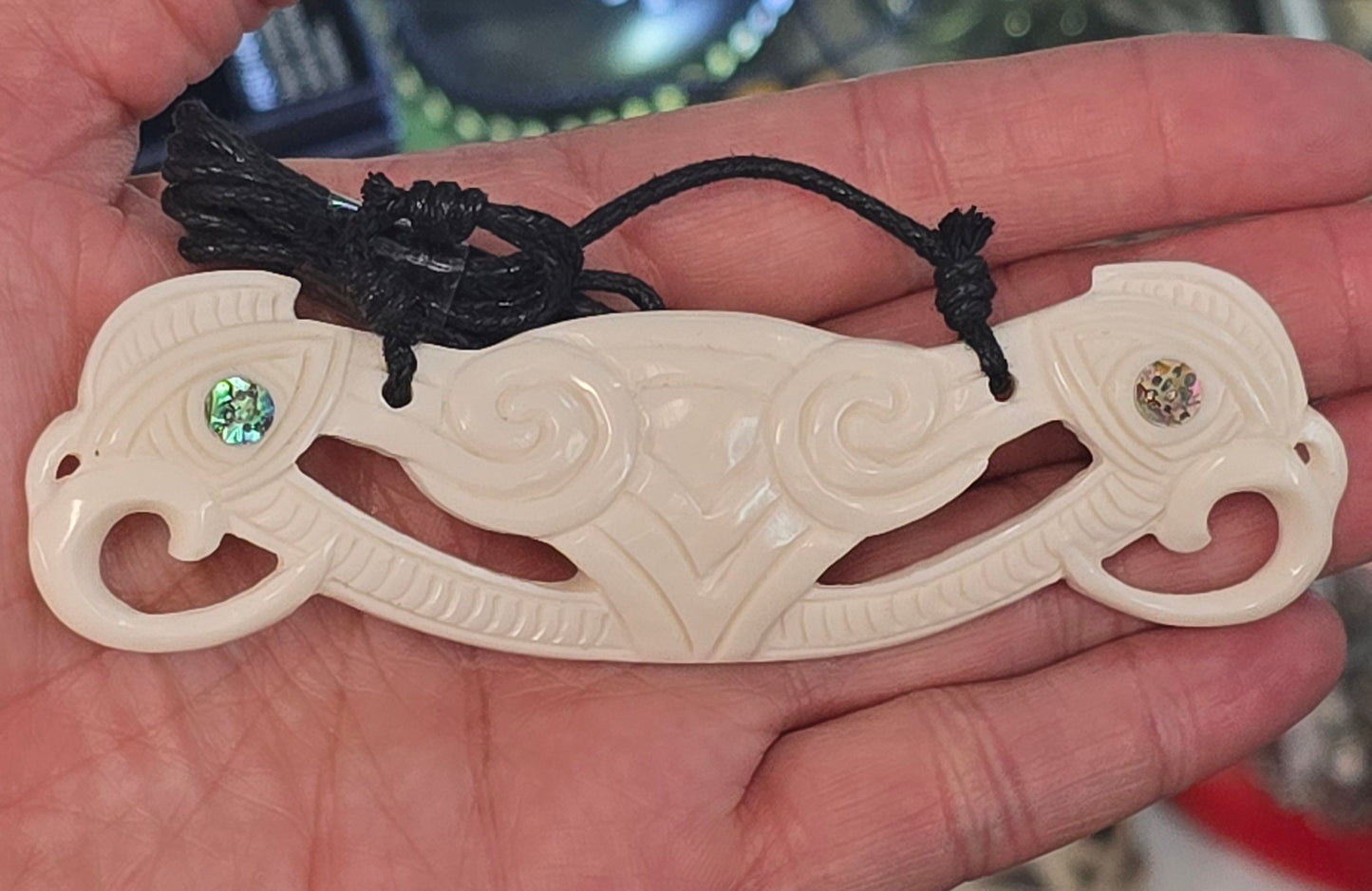 Bone necklace maori carving