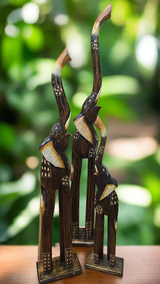 Wooden elephants set of 3
