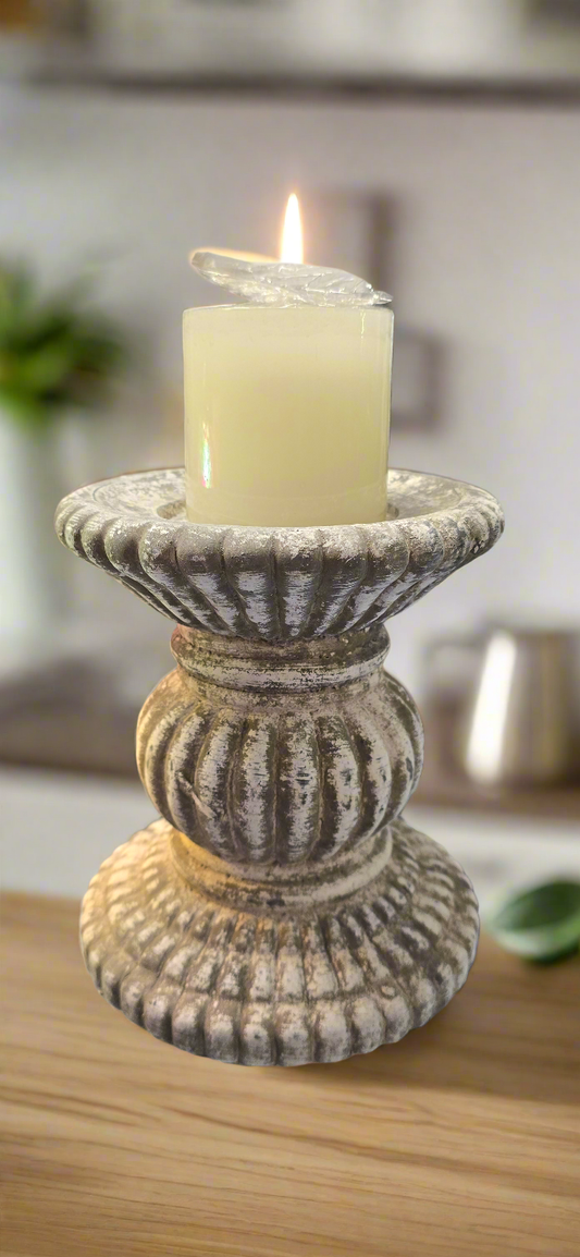 Candle holder