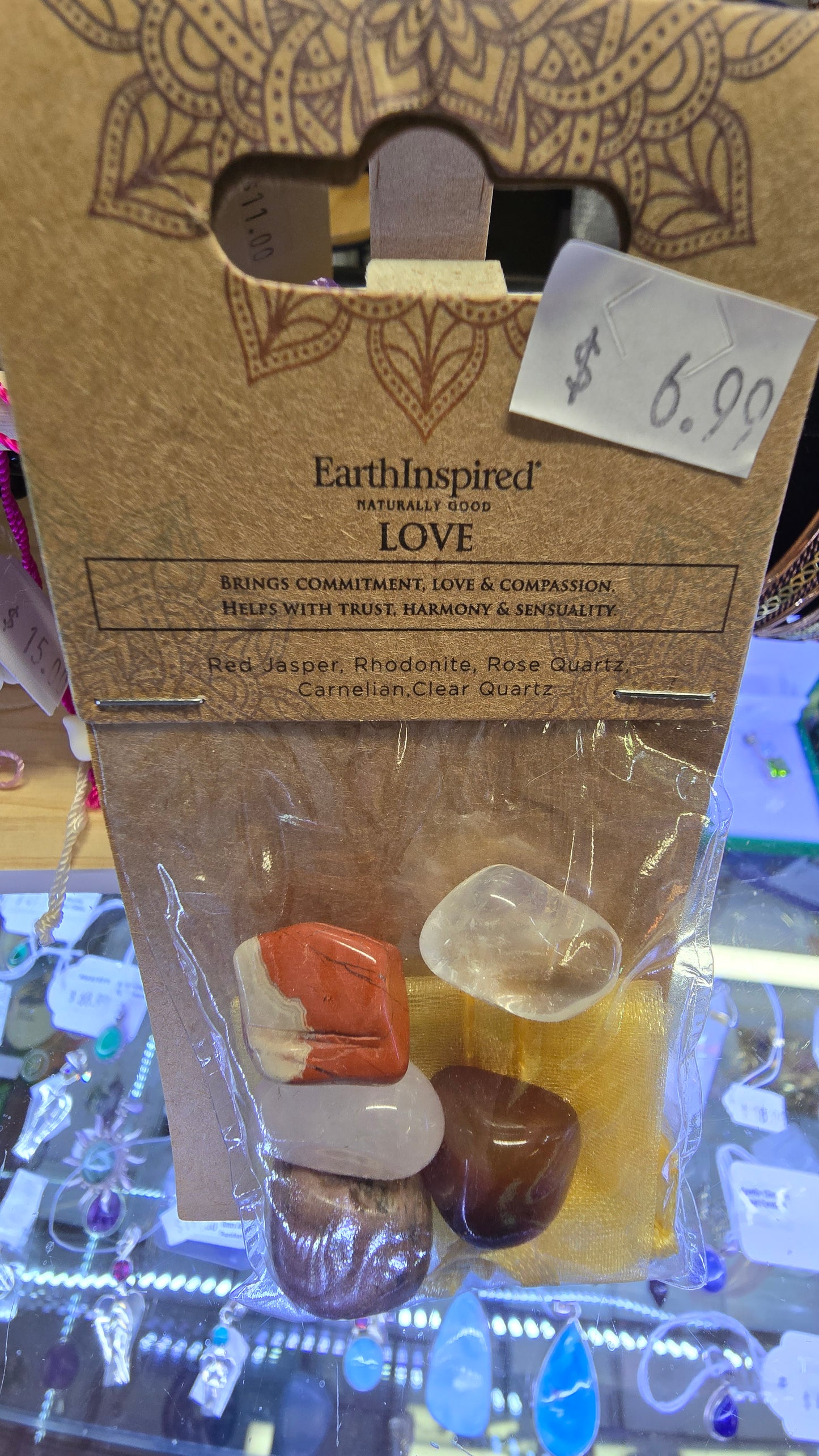 Crystals 🔮 Earth Inspired Naturally good